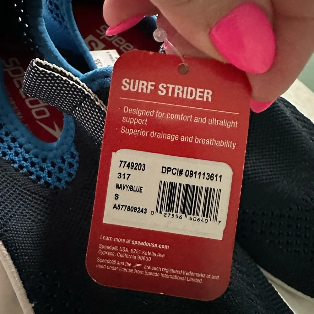 Speedo* Brand new with tags speedo swim shoes - Picture 3 of 6